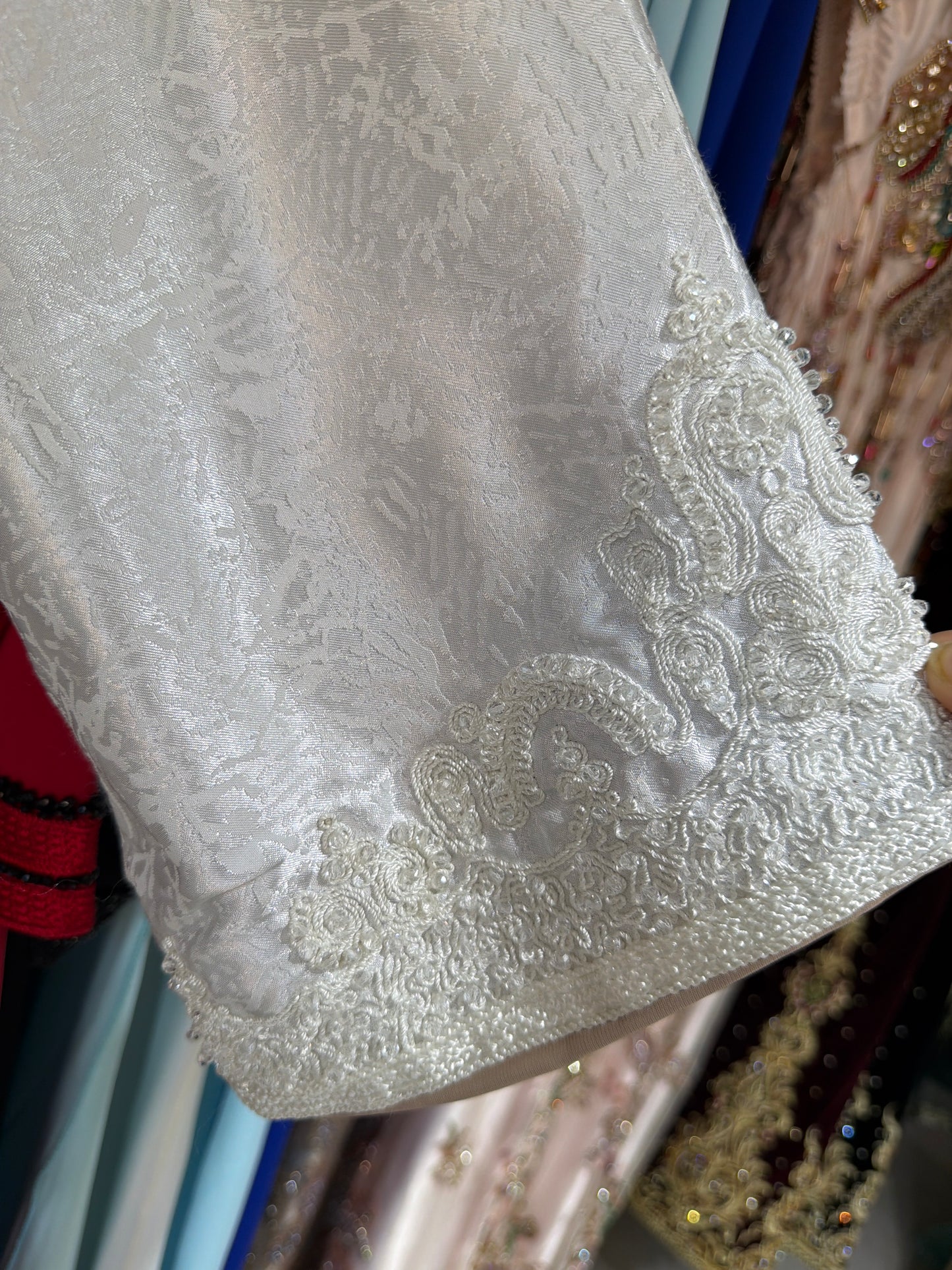 Caftan brocard